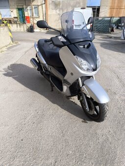 Yamaha Xmax 125 - 4