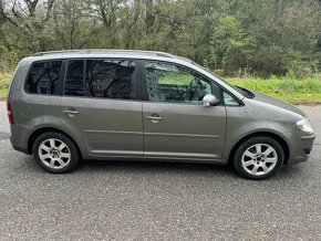 Volkswagen Touran 2.0 TDi MODEL 2008 MOŽNO NA SPLÁTKY - 4