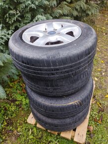 Letní pneu 195/65R15 na ALU diskách Peugeot 307 - 4