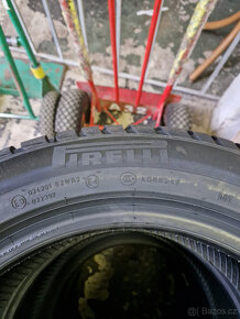 Nové zimní pneu Pirelli  205/55 R16 91H R/F - 4