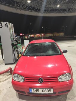 Golf 4 1.9 tdi 66kw 1998 rok-pojízdné - 4