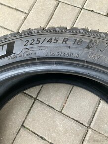 Zimní pneu 225/45 R 18 95V Michelin pilot alpin 5 - 4