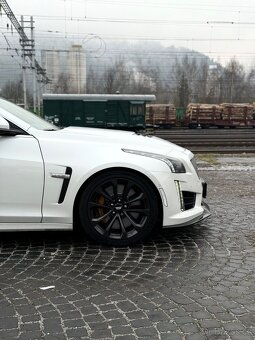 CADILLAC CTS-V 6.2 SUPERCHARGED - 4