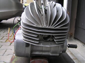 Motor Jawa 90 - 4