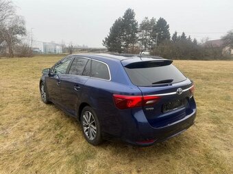 Prodám Toyota Avensis 2.0D 4D 105KW - KLIMATIZACE - 4