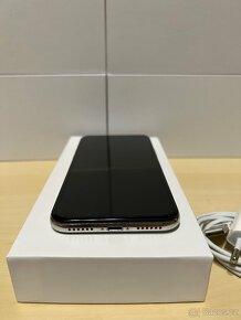 Apple iPhone X 64 GB Silver - nová baterie - 4