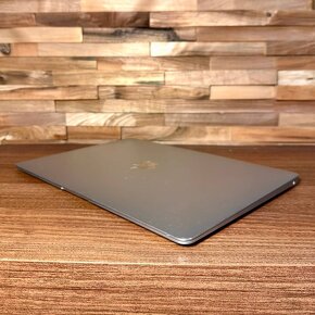 MacBook Air 13, i5, 2018, 8GB RAM, 128GB ZARUKA - 4