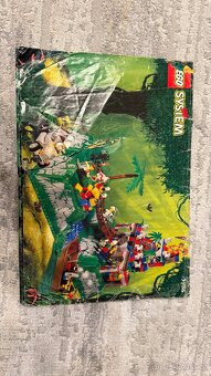 Lego set 5986 - 4