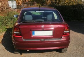 Opel Astra G 1.6, 62 kW, r.v 2002 - třídvéřové - 4