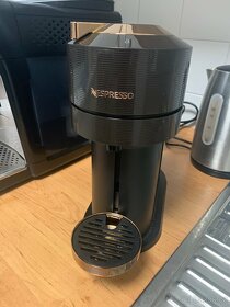 Prodam kavovarDelonghi nespresso VertuoNext na nahradni dili - 4