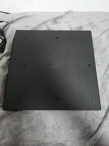 Playstation 4 PRO 1TB a hra - 4