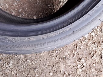 255/40/18 95y Bridgestone - letní pneu 2ks RunFlat - 4