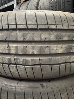 235/55 R19 XL Hankook Ventus S1 EVO 6mm - 4