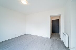 Prodej bytu na Stochově 1+KK 31m² s předzahrádkou 32 m² - 4