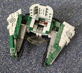 Lego Star Wars 75168 Yodova jediská stíhačka - 4