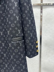 Kabát Louis Vuitton v. M a L - 4