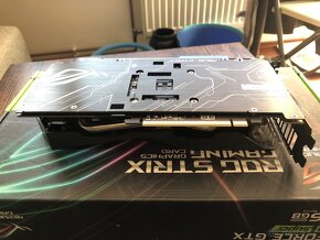 ASUS ROG STRIX GeForce GTX 1660 SUPER A6G GAMING - 4