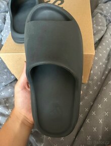 Adidas Yeezy Slide Onyx - 4