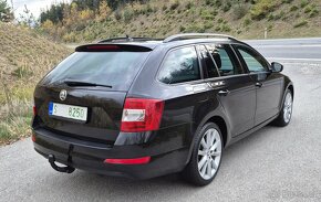 Škoda Octavia Kombi Ambition 2.0TDI 110KW  2 maji serv kniha - 4