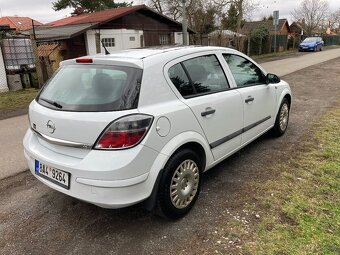 Opel Astra H 1.6 85kW, 16V (2008) - 4