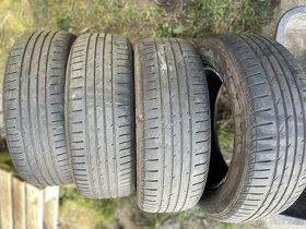 185/60R15 - 4