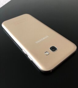 Samsung Galaxy A5 2017 Gold - 4