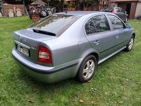 Škoda Octavia I 2.0i xenony, výhřev sedadel - 4