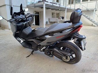 Yamaha T-MAX 560 Tech MAX - 4