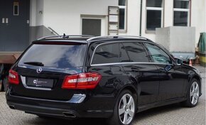 Mercedes-Benz E 500 4x4, V8, 408PS - 4