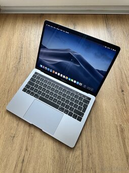 Macbook Pro 2019 Touchbar 13"- i7 | 16GB Ram | 512GB SSD - 4