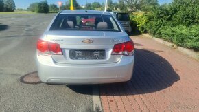 Chevrolet Cruze 2,0 VCDi 120 kw 04/2011 - 4