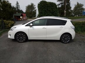 Toyota Verso 2013 /164000km/2.0 Nafta 100% stav - 4