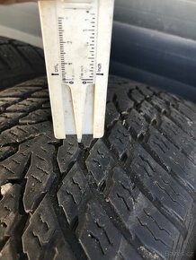 4 zimní pneu Nokian 195/65 R15, DOT3319,2x6mm a 2x4,5mm - 4