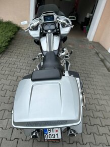 Road Glide CVO 177 Harley Davidson - 4