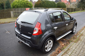 Dacia Sandero Stepway 1.6 16V KLIMA, 62kW, málo KM + záruka - 4