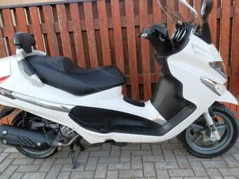 Piaggio X-Evo 125 (2010) - 4