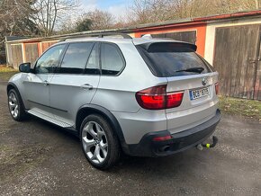 BMW X5 3.0D E70 max výbava - 4