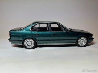 BMW M5 E34 Cecotto zelená 1:18 - 4