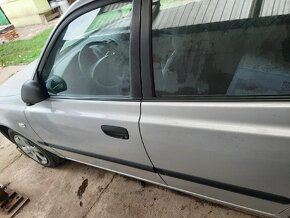 Hyundai Accent 1.3 - 4