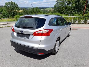 FORD FOCUS 1.6i 77KW ●BEZ TURBA ●PLNÝ SERVIS, ZIMNÍ PNEU - 4