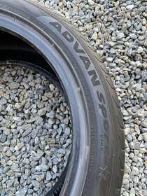 Yokohama Advan Sport 285/40 R19 - 4