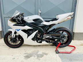 Yamaha YZF-R1, možnost splátek a protiúčtu - 4