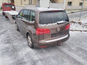 Prodám díly z VW Touran 1T3 - 4