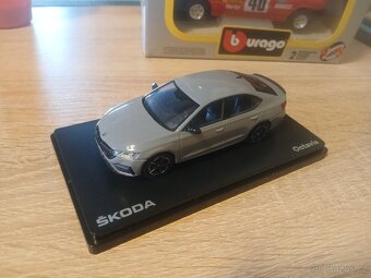 Skoda Octavia rs abrex 1:43 - 4