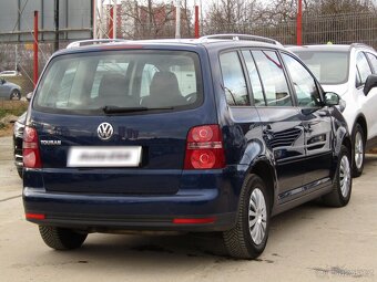 Volkswagen Touran 1.6i ,  75 kW benzín, 2007 - 4