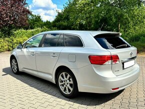 Toyota Avensis combi 2.2 D4D 110 kw po 1.Majitel Spolehlivé - 4