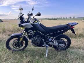 Aprilia Tuareg 660 - 4