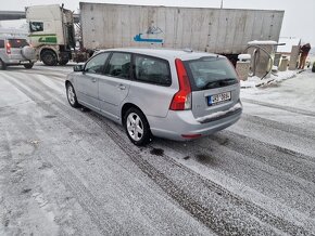 Volvo V50 combi 2.0i 107kw Facelift, R.v 12/2007 - 4