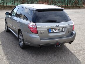 Subaru Legacy 2.0i 4x4 r.v.2007 AUTOMAT (121 kw) - 4