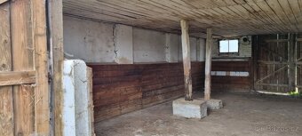 Pronajmu stodolu s betonovou podlahou - 4